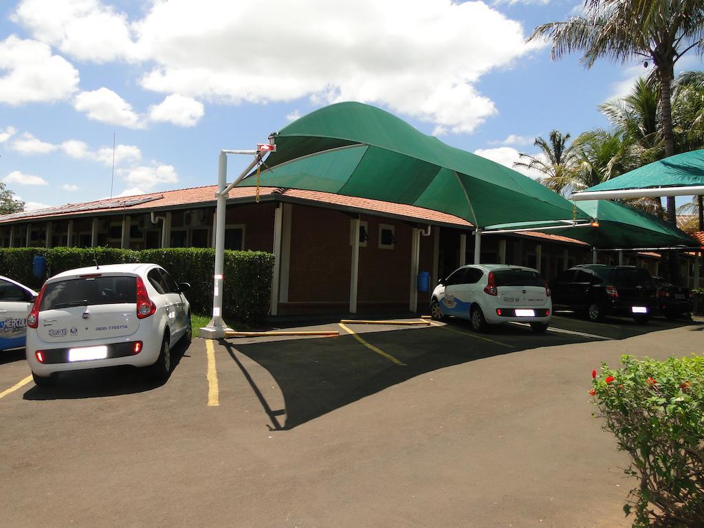 Hotel Pousada Vale Do Sol Em Pompéia Eksteriør bilde