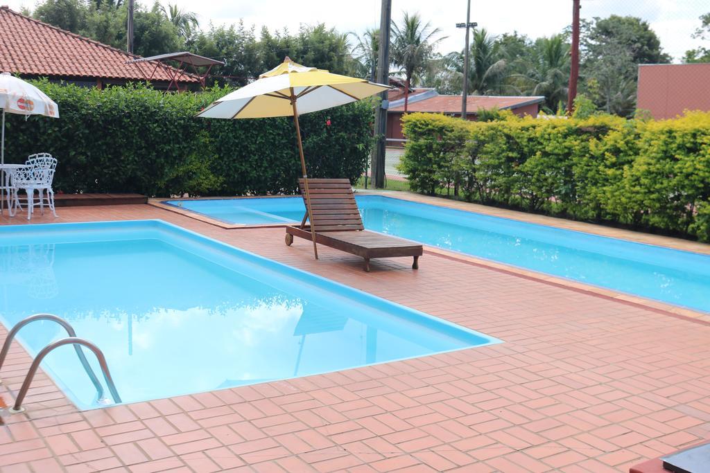 Hotel Pousada Vale Do Sol Em Pompéia Eksteriør bilde
