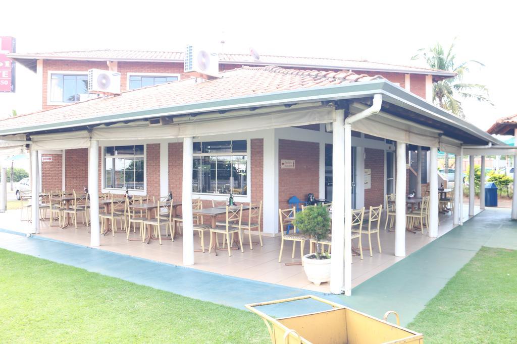 Hotel Pousada Vale Do Sol Em Pompéia Eksteriør bilde