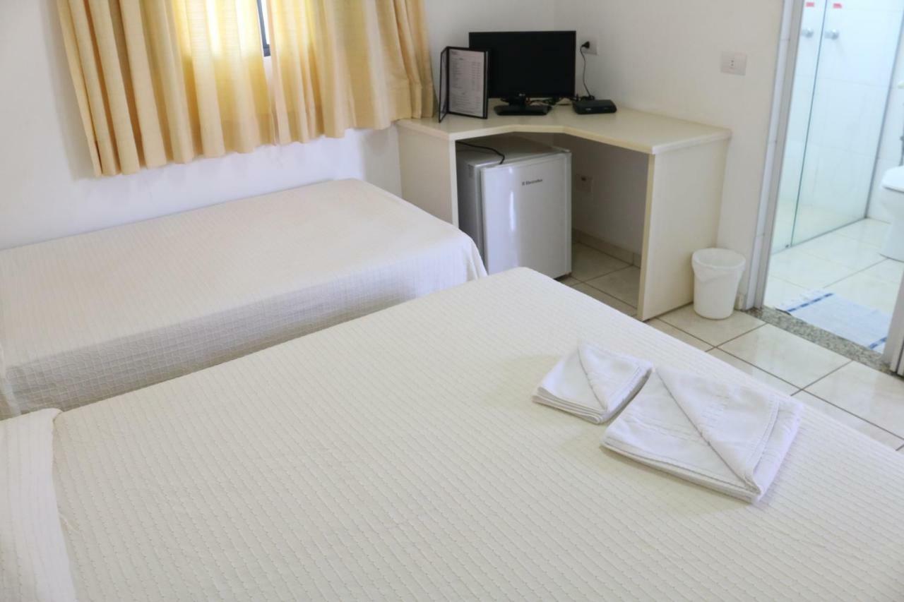 Hotel Pousada Vale Do Sol Em Pompéia Eksteriør bilde